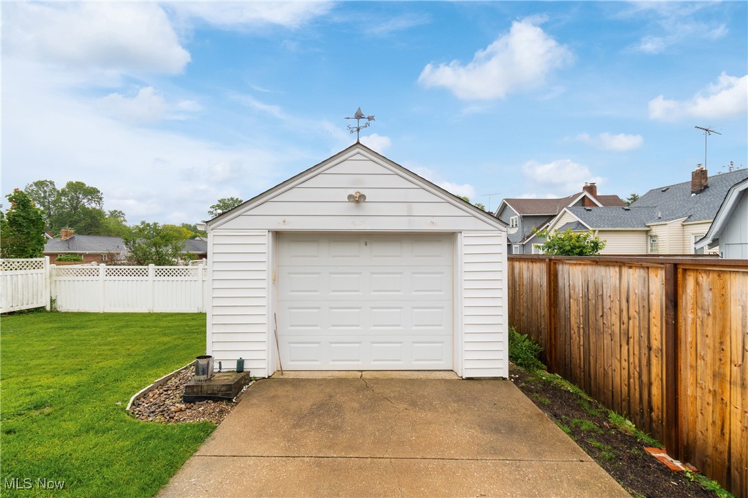 174 Woolf Avenue, Akron, Ohio image 28