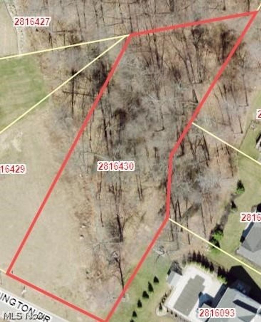 Nice size lot (.77 acres) in Kings Ridge in the beautiful City of Green. A great community to call home! Hospitals, retail, restaurants, parks, and expressway access are just minutes away. Buyer to conduct due diligence verifying: suitability for intended built, utility access, zoning, and restrictions.
