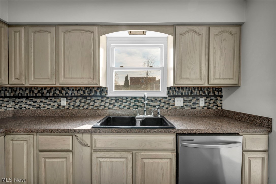 Warren Meadows Sub - Residential Income