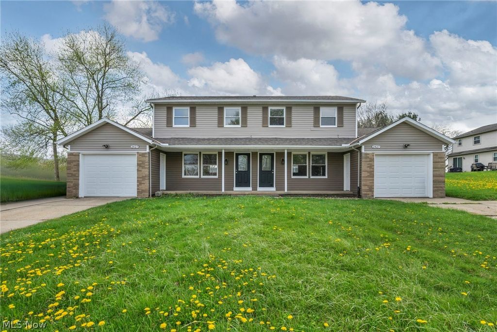 Photo of 2427 Haverhill Road, Twinsburg, OH 44087 (MLS # 5201923)