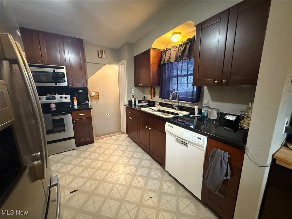 14510 Broxton Avenue, Cleveland, Ohio image 14