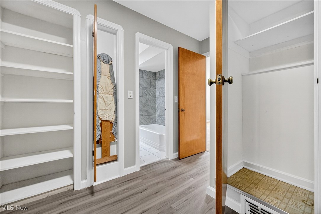 Cedar Center - Residential