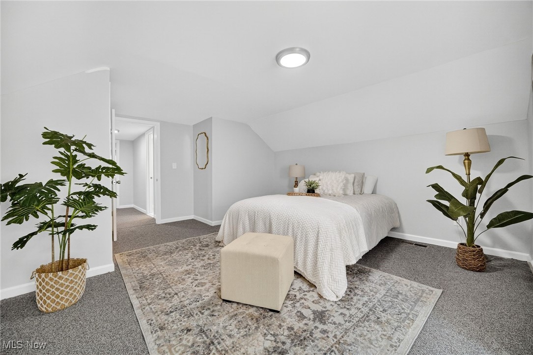 Cedar Center - Residential