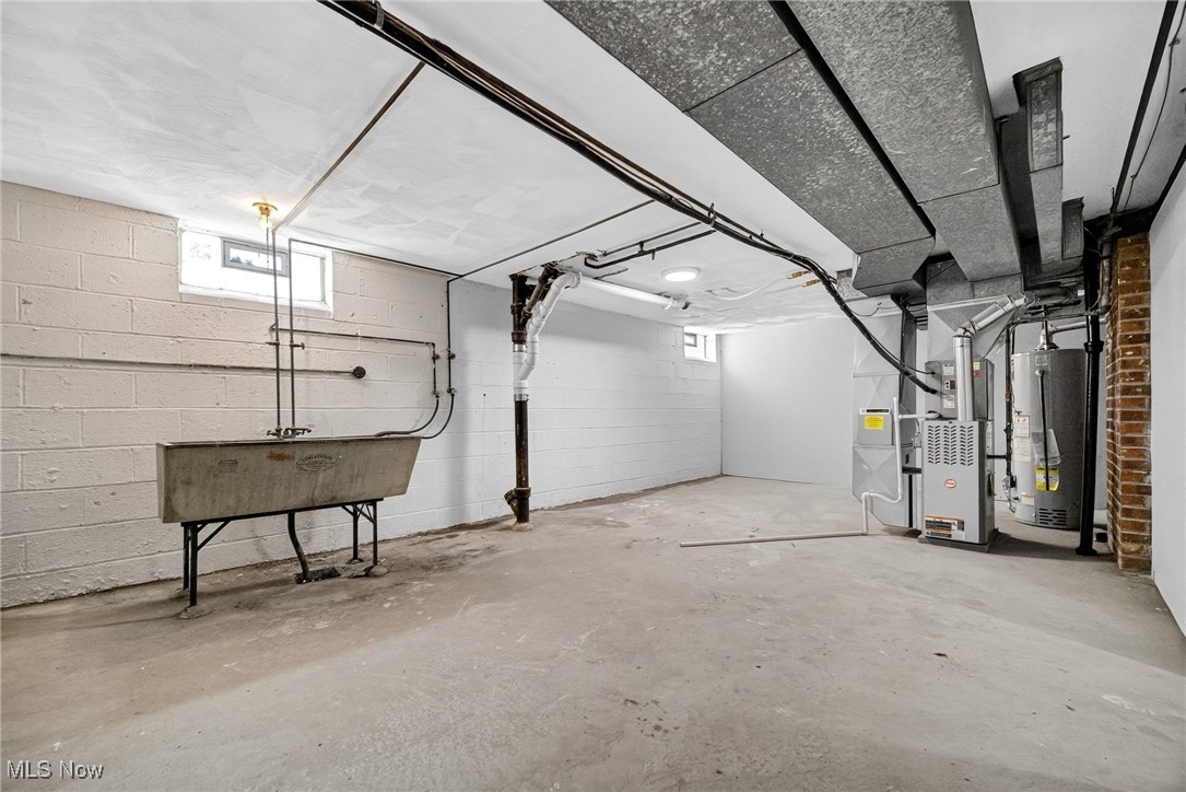 Cedar Center - Residential