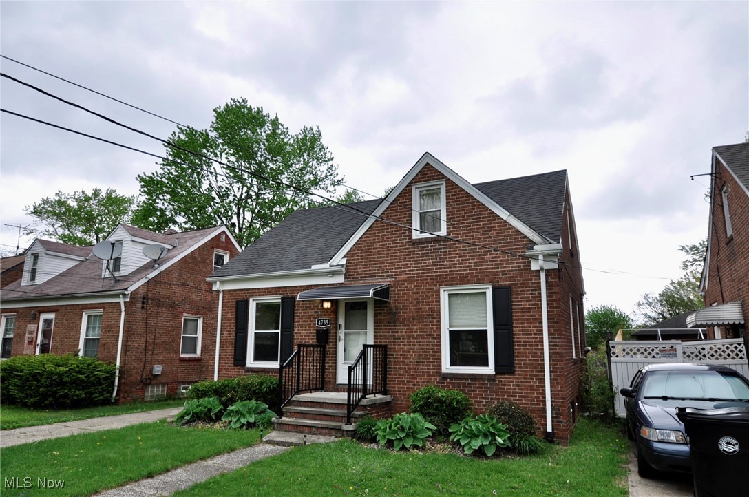 4735 W 157th Street