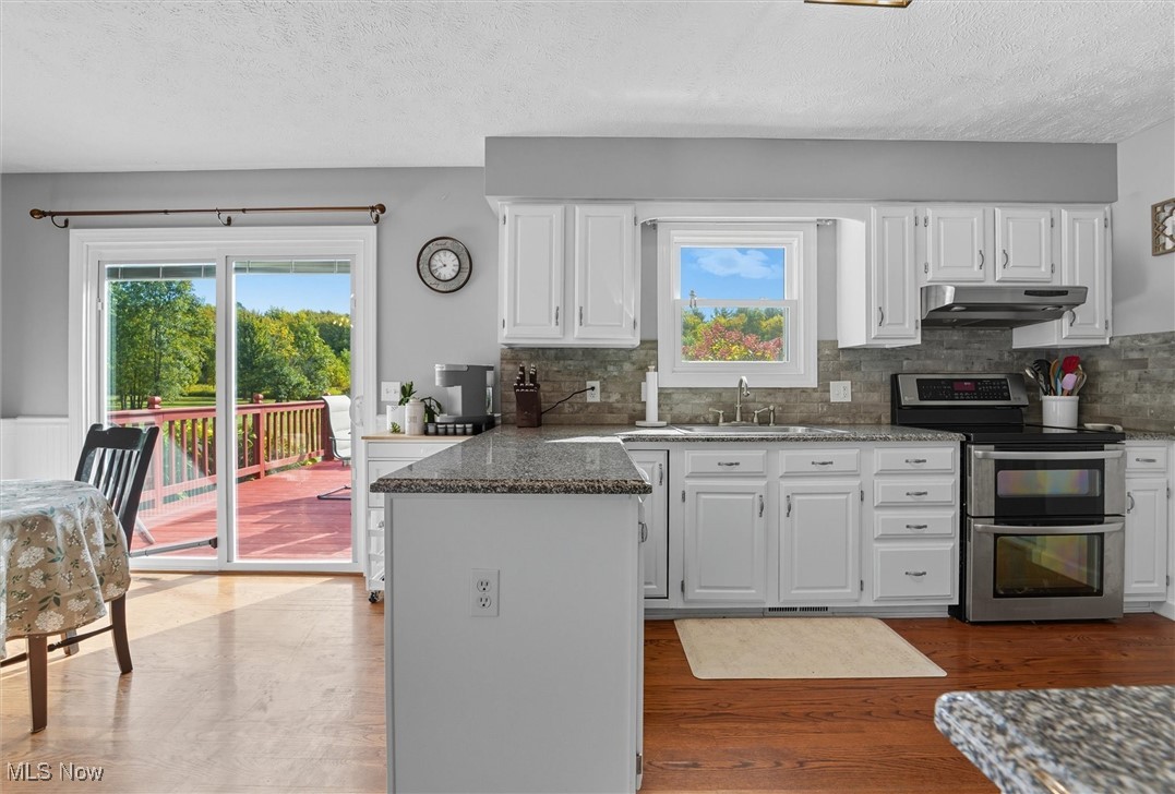 Holmes - Residential