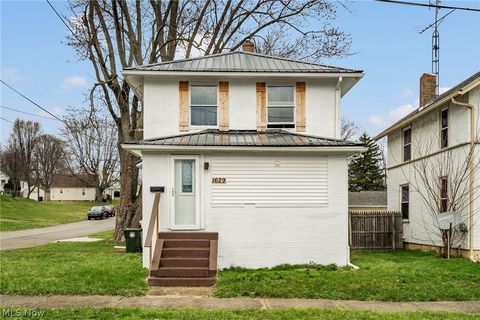 Homes For Sale - 1629 23rd Street<br/> Stark County, Canton, OH 44714