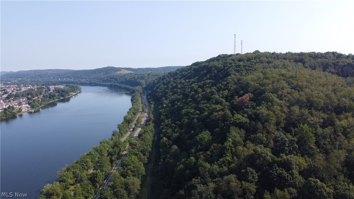 Ohio River Boulevard, New Cumberland, West Virginia image 4