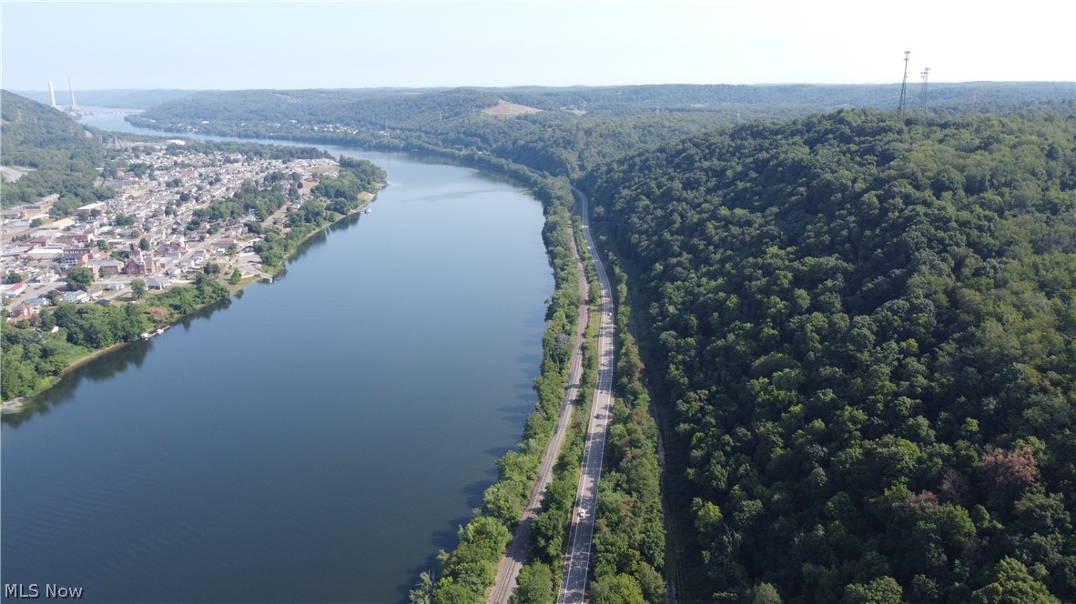 Ohio River Boulevard, New Cumberland, West Virginia image 15