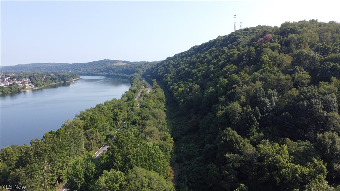 Ohio River Boulevard, New Cumberland, West Virginia image 3