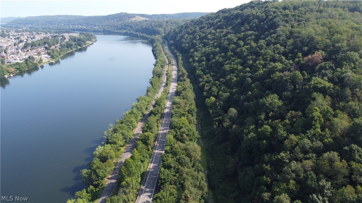 Ohio River Boulevard, New Cumberland, West Virginia image 17