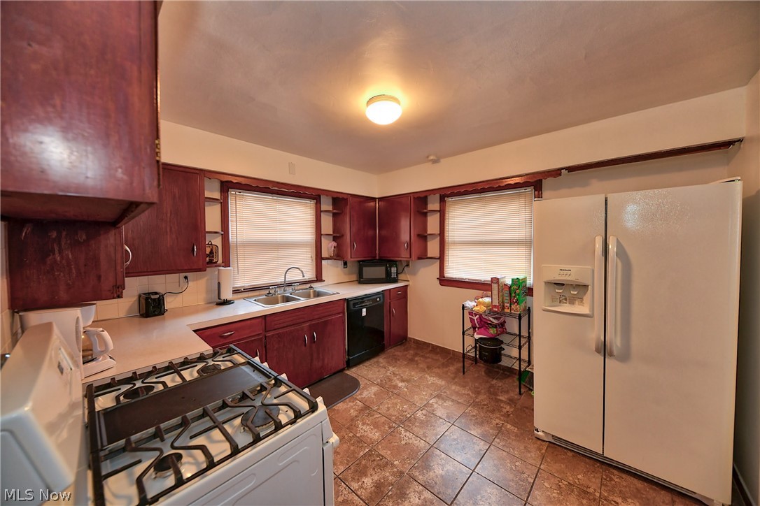 Beverly Park - Residential