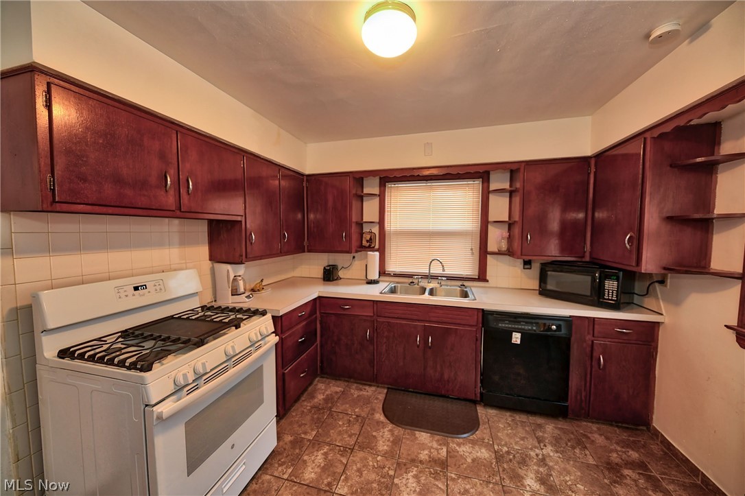 Beverly Park - Residential