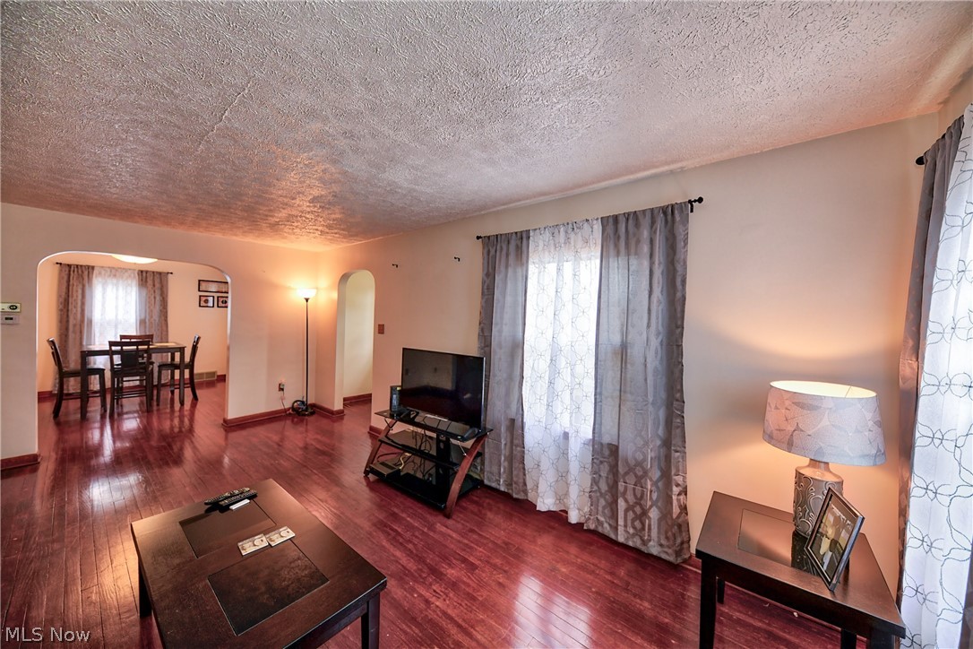 Beverly Park - Residential