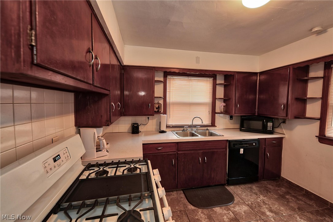 Beverly Park - Residential