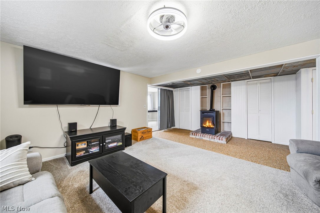 Roaming Rock Shores - Residential