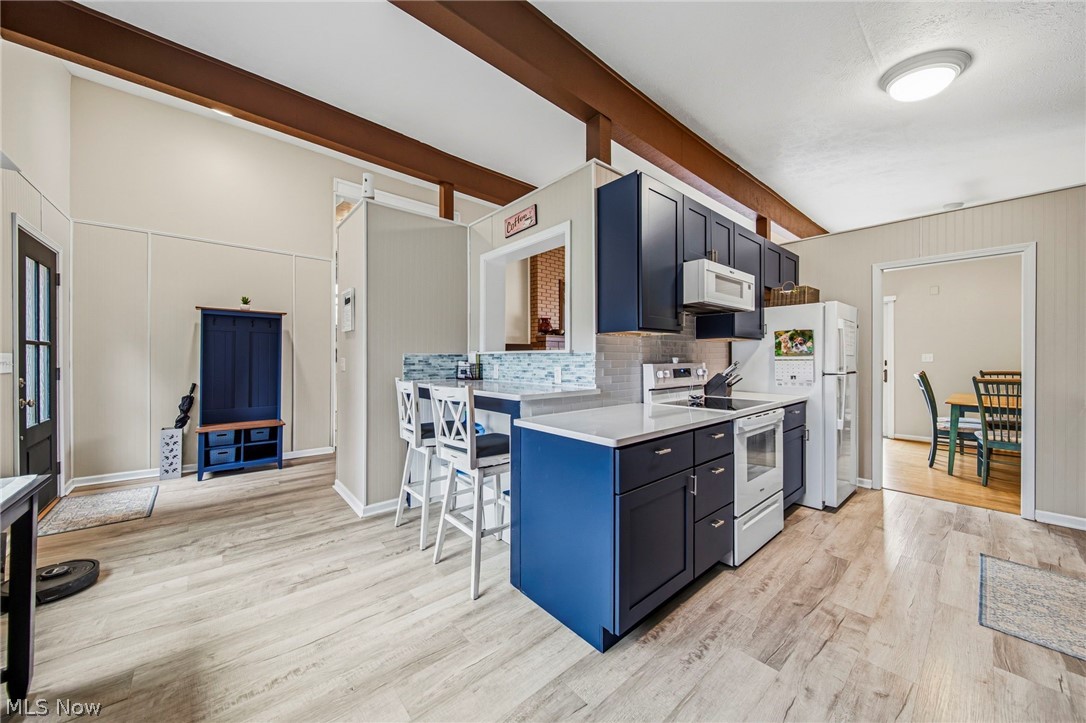 Roaming Rock Shores - Residential