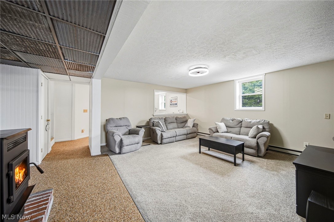 Roaming Rock Shores - Residential