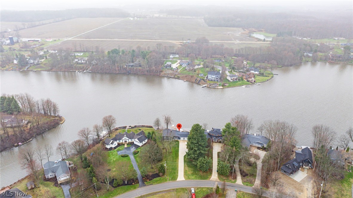 Roaming Rock Shores - Residential