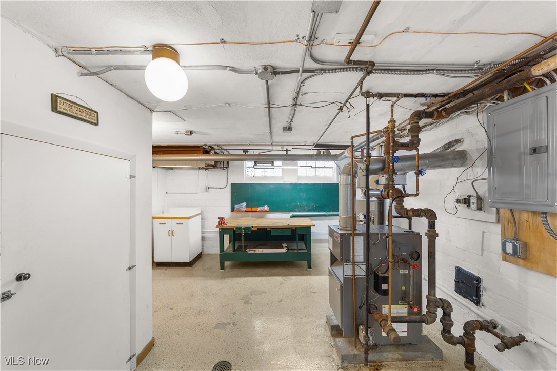 Blatz Pkwy - Residential