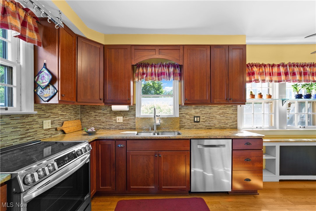 Blatz Pkwy - Residential