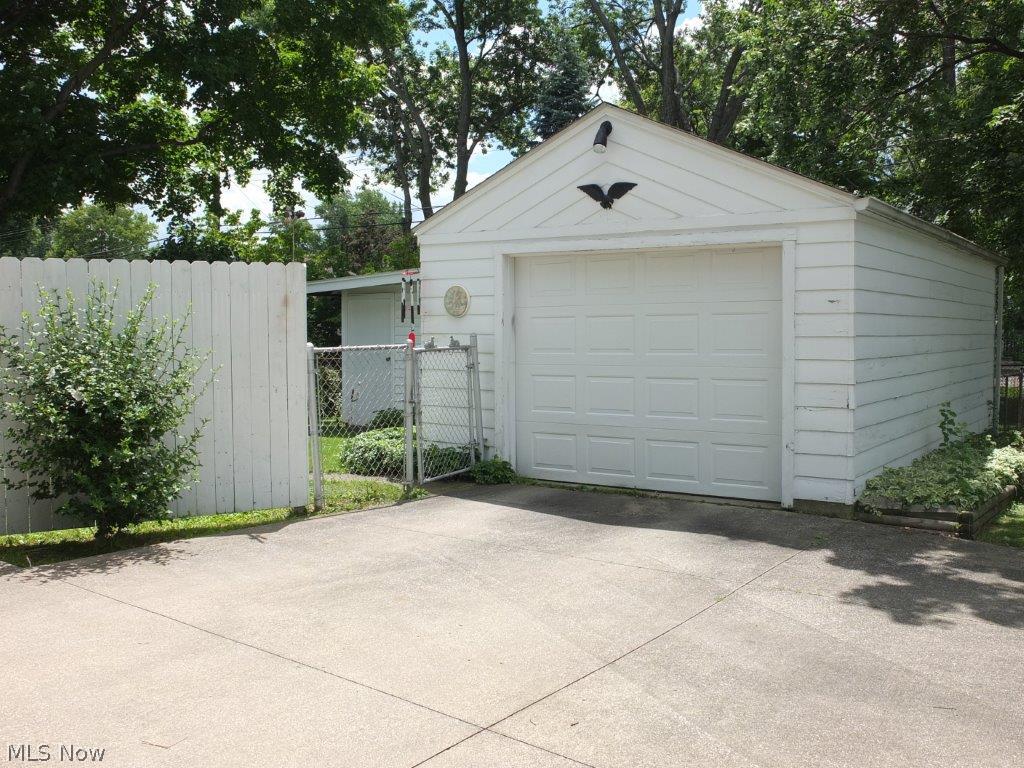 Friedhaven - Residential