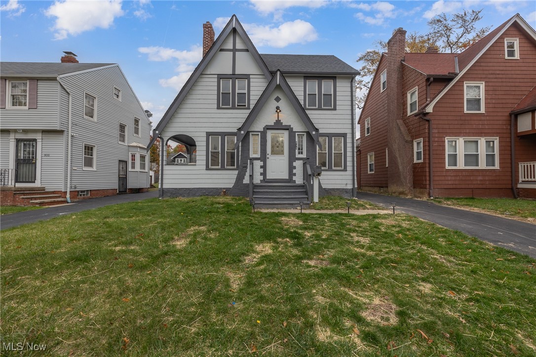 Ravinson Realty Cos Noble Park - Residential