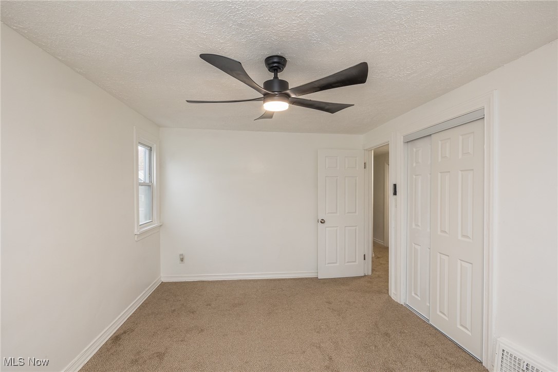 Ravinson Realty Cos Noble Park - Residential