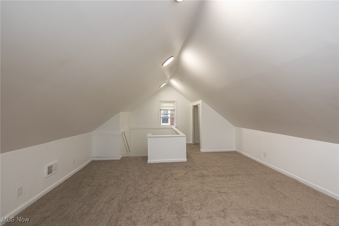 Ravinson Realty Cos Noble Park - Residential