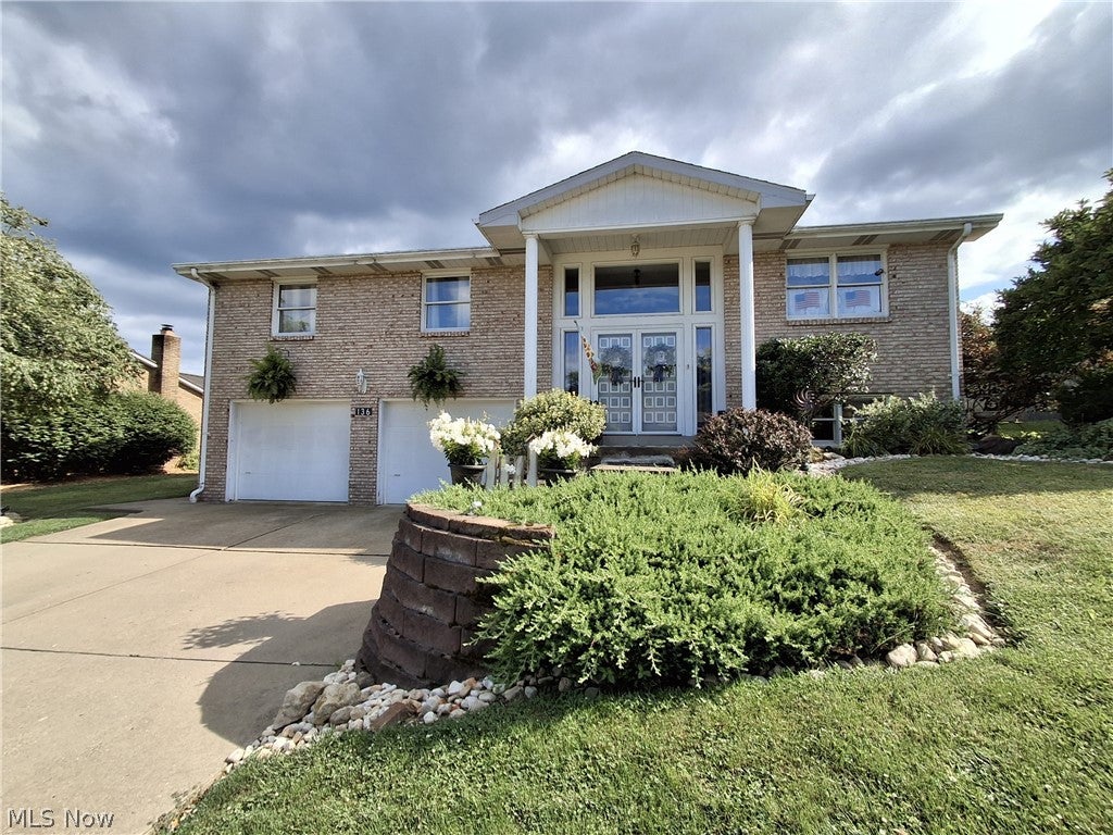 136 Tera Manor