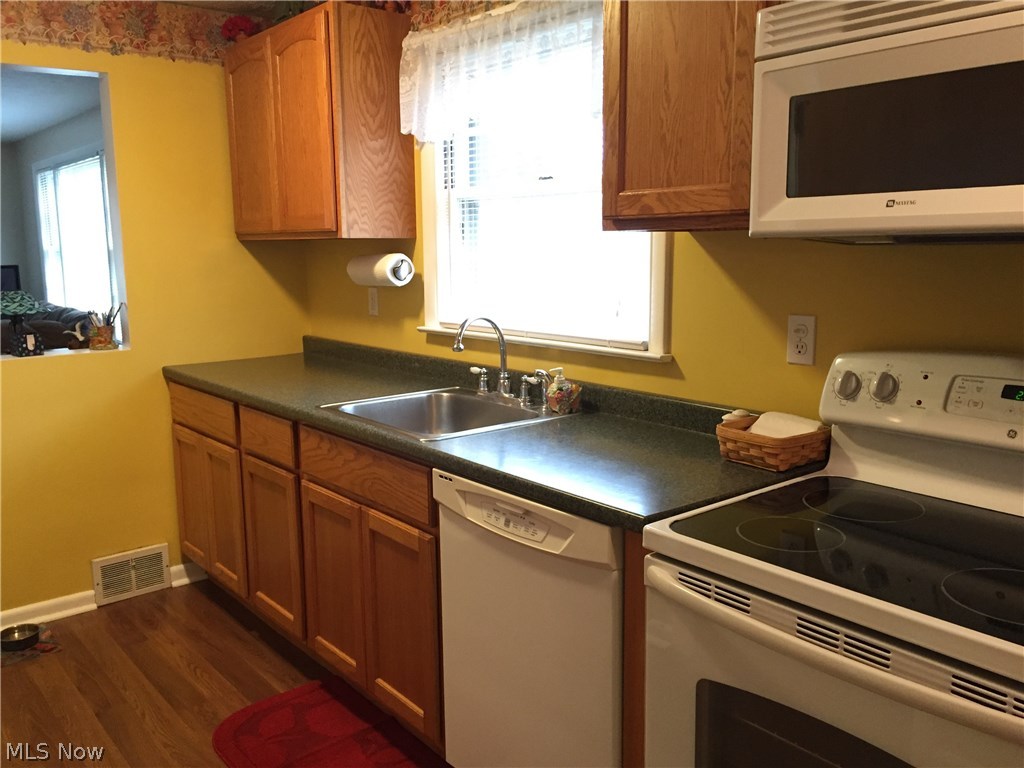 West View Realty Companys - Residential