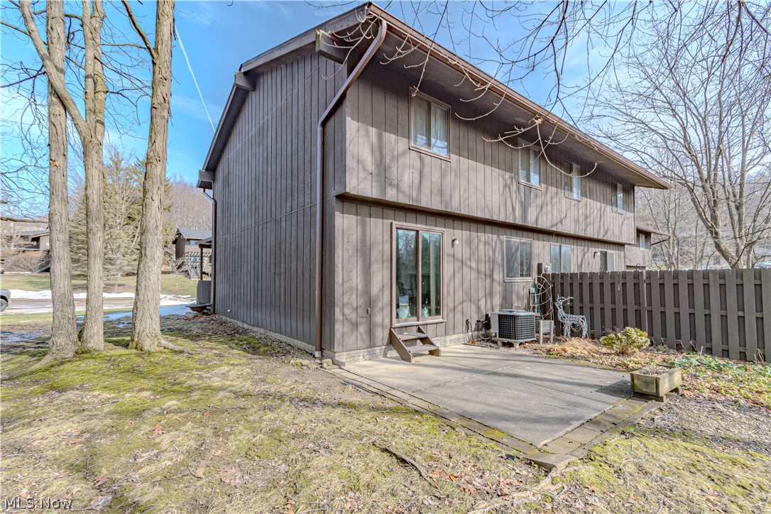 Buntingtree Condo Ph 03-B - Residential