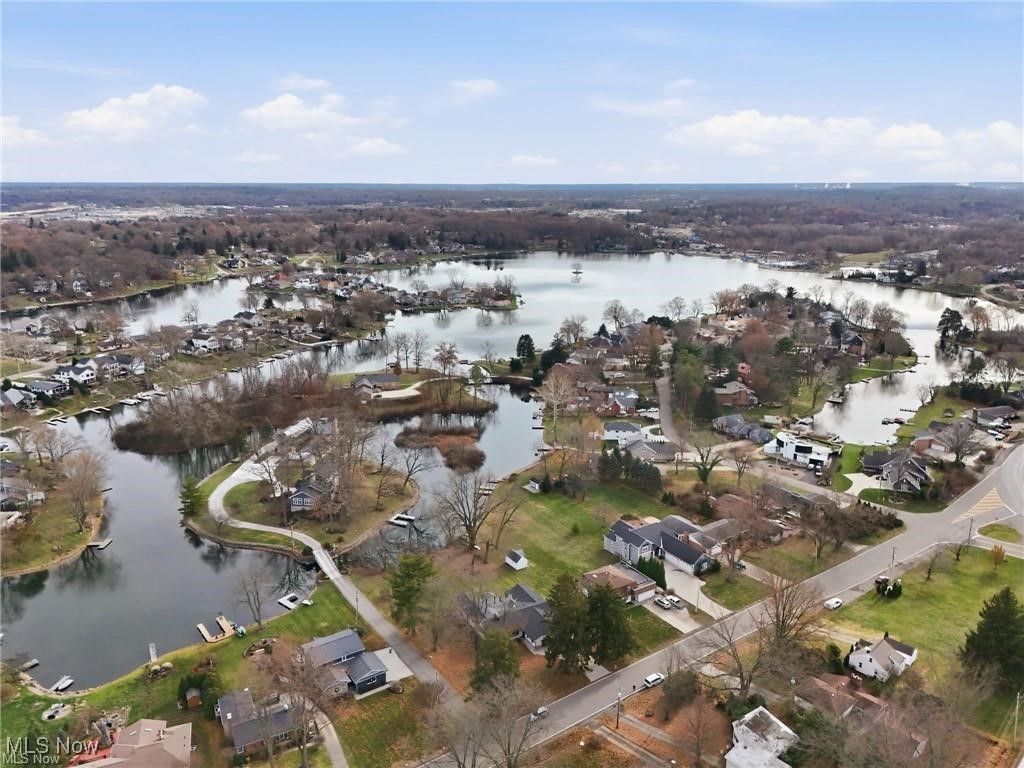 Photo of 5550 West Boulevard NW, Canton, OH 44718 (MLS # 5179854)