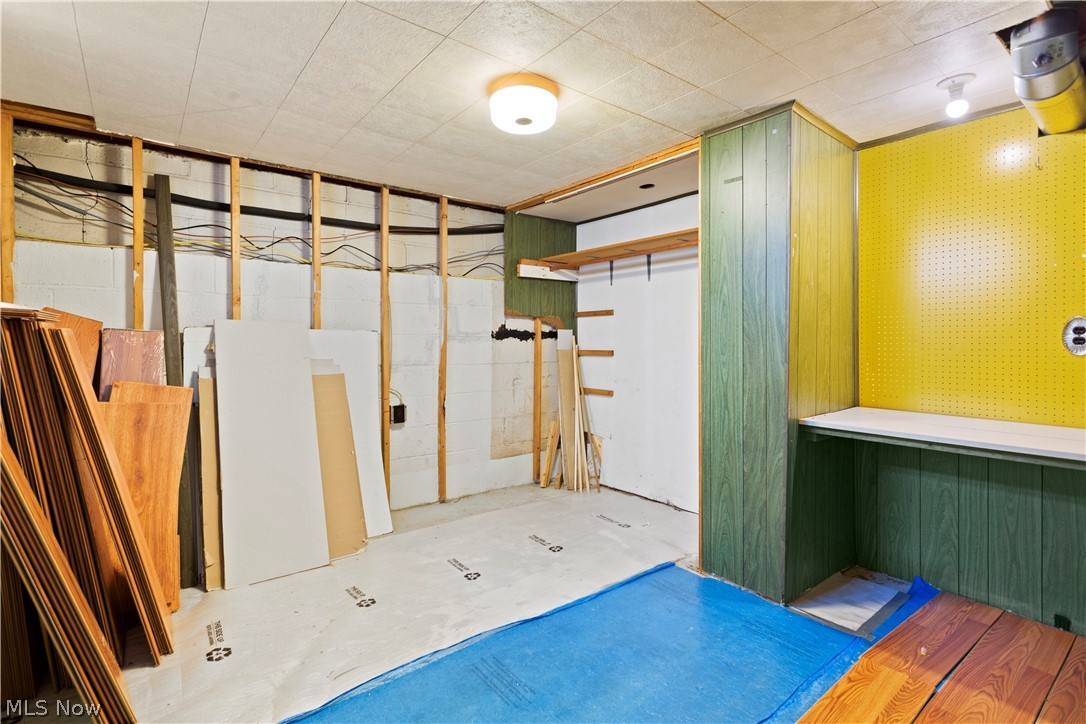 Spring Vly 04 - Residential