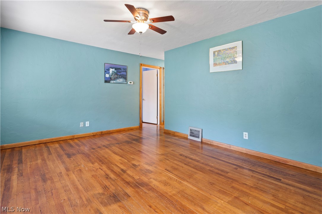 Spring Vly 04 - Residential