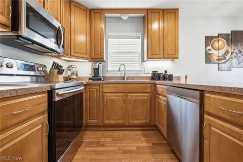 Tiny photo for 37022 Fairfield Lane, North Ridgeville, OH 44039 (MLS # 5252250)