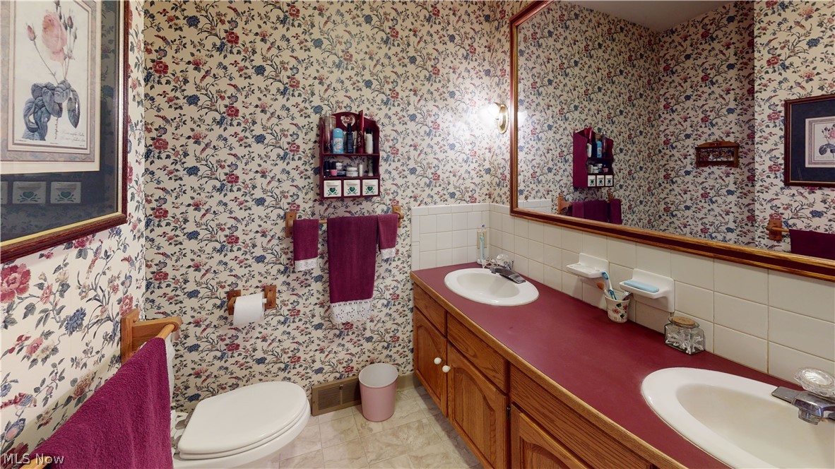 Laura Lee Acres - Residential