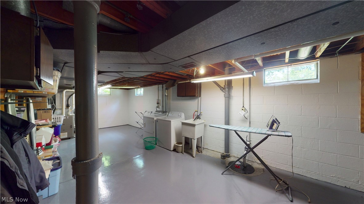 Laura Lee Acres - Residential