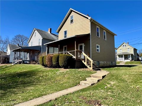 Tiny photo for 445 W Martin Street, East Palestine, OH 44413 (MLS # 5192028)