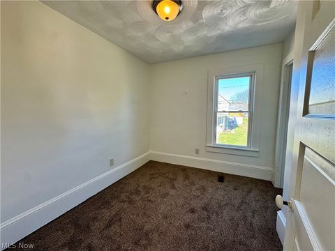 Tiny photo for 445 W Martin Street, East Palestine, OH 44413 (MLS # 5192028)