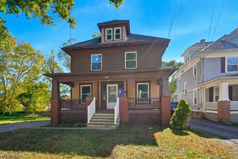 Tiny photo for 824 Elmore Avenue, Akron, OH 44302 (MLS # 5252582)