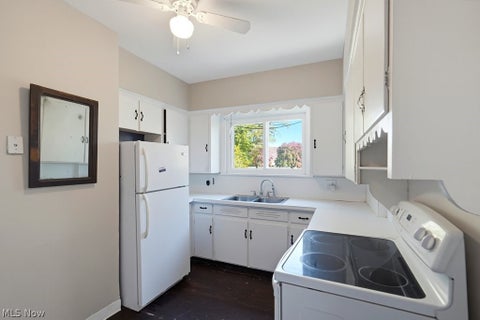 Tiny photo for 824 Elmore Avenue, Akron, OH 44302 (MLS # 5252582)