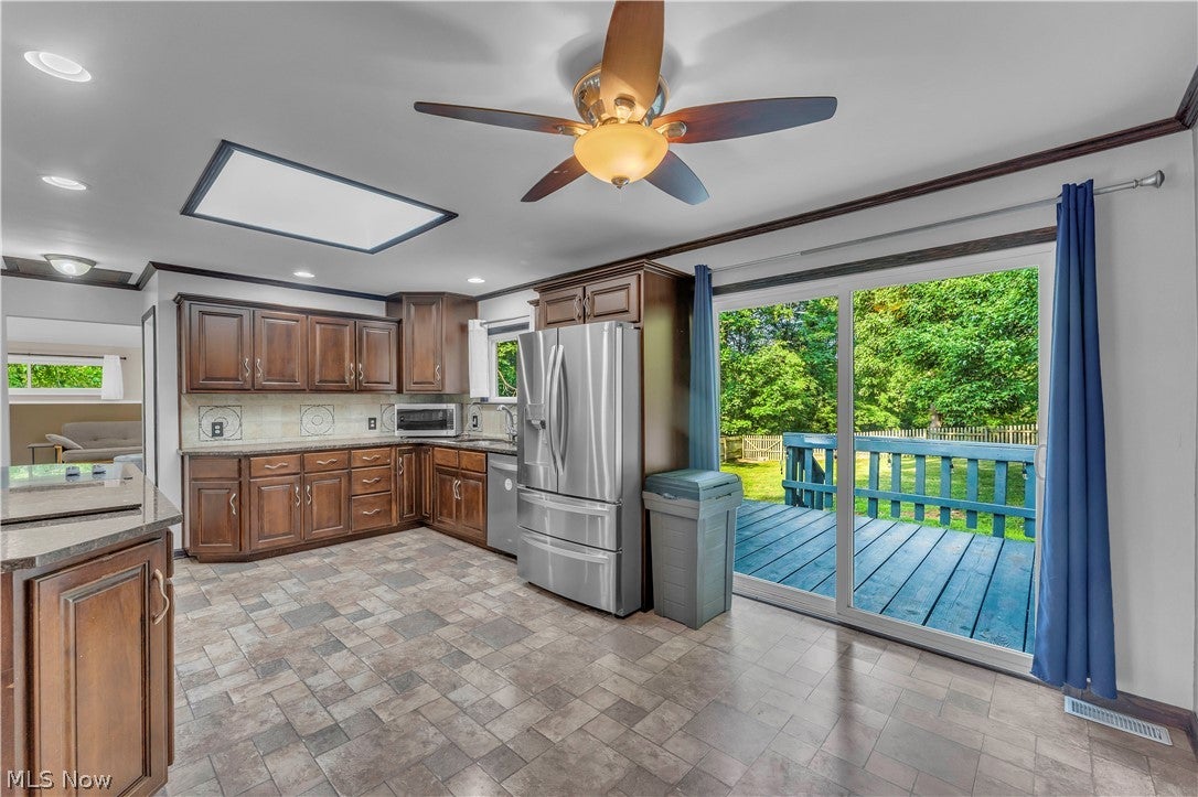 4824 Darrow Road