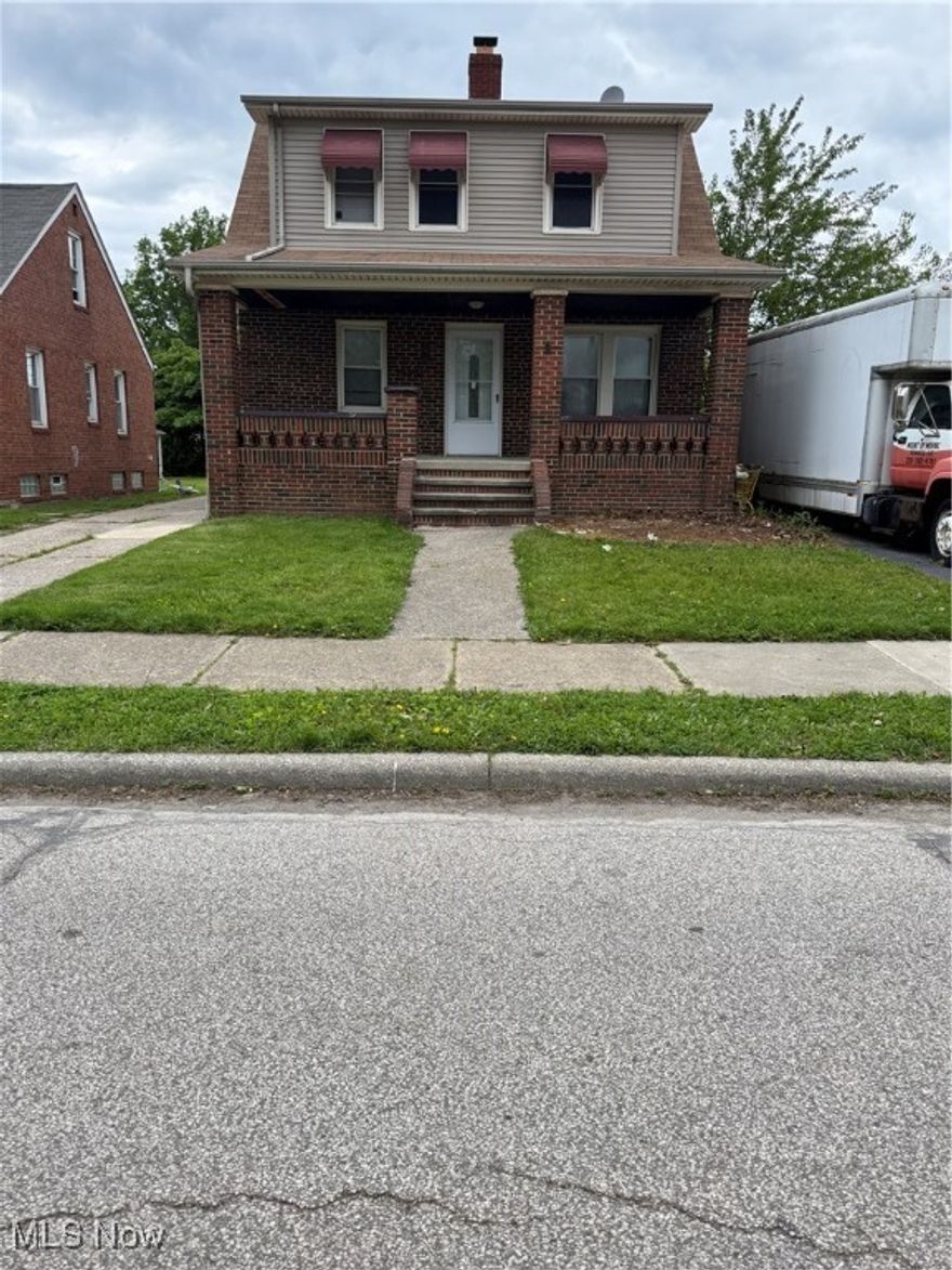 Welcome to Euclid! This 3br/1ba Colonial is nice and clean. Updated kitchen and bathroom. A little TLC will make this a great primary home or investment property. Easy to show. This one won’t last long. Bring all reasonable offers!