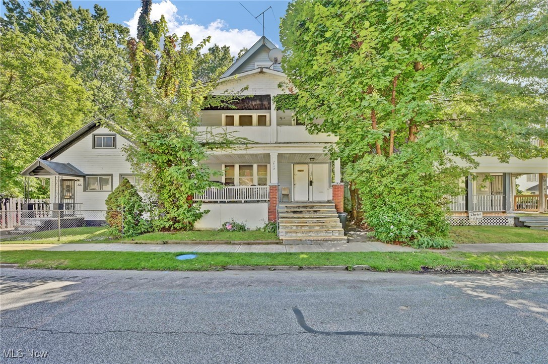 James Dockers - Residential Income