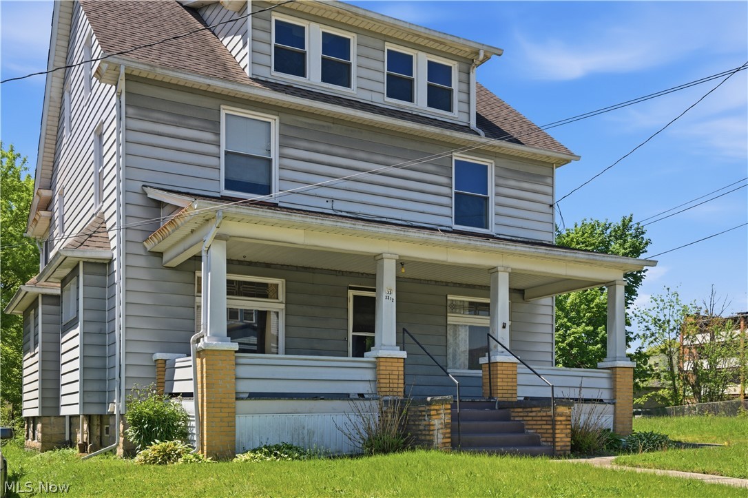33 E Earle Avenue
