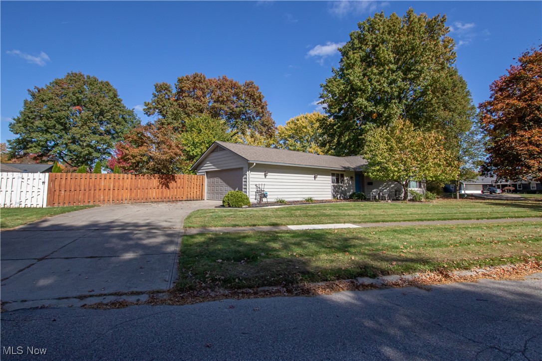 649 Merrimak Drive, Berea, Ohio image 39