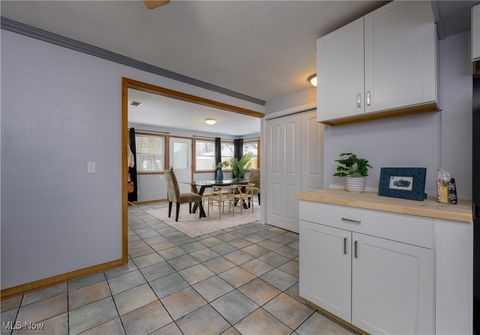 Tiny photo for 1612 Hanover Street, Cuyahoga Falls, OH 44221 (MLS # 5179326)