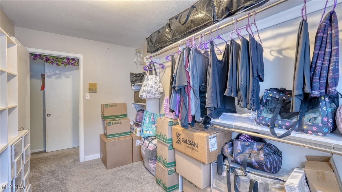 Twin Oaks Sub - Residential