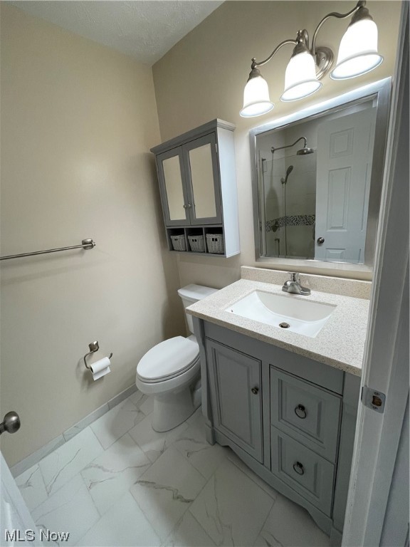 Royal Rdg Lane Condos - Residential